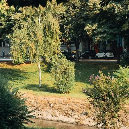 Shallvaret Center Lägenhet Tirana